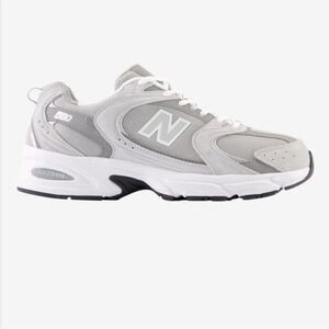 New Balance Men's Gray Athletic Shoes